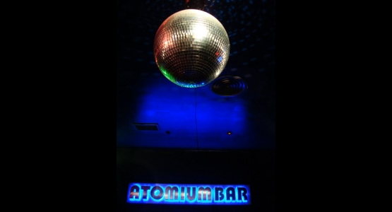 Atomium Bar